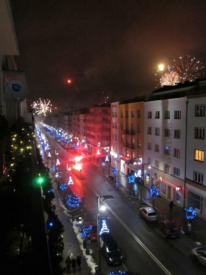 Centrum, 700M Do Plazy - 2 Sypialnie, Salon, Balkon, Bezplatny Parking, Гдиня Екстериор снимка